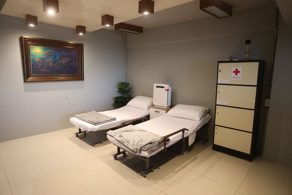nurse-room (3)